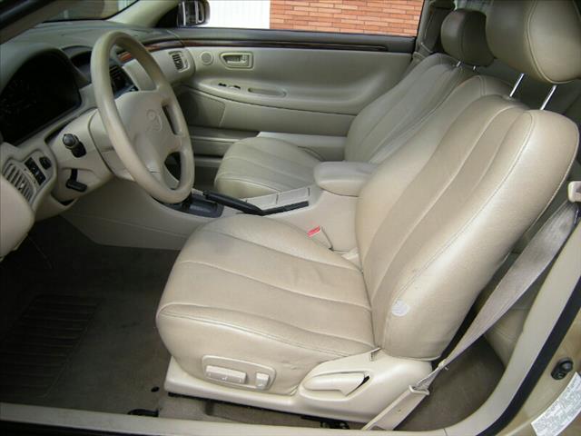 Toyota Camry Solara 2000 photo 2