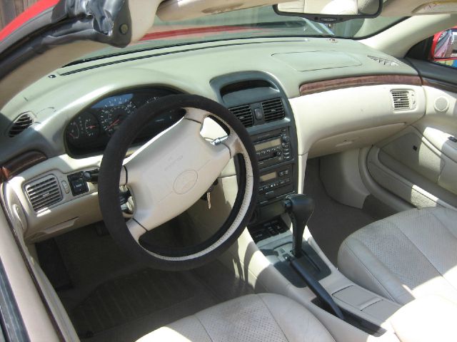 Toyota Camry Solara 2000 photo 2