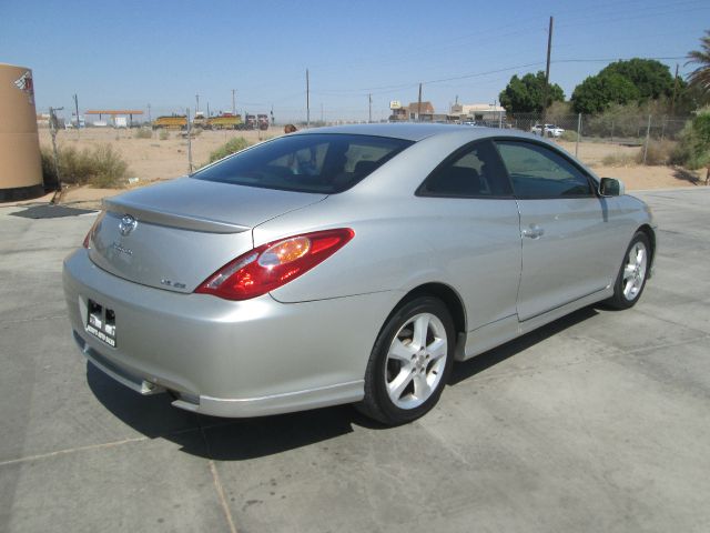 Toyota Camry Solara 2004 photo 2