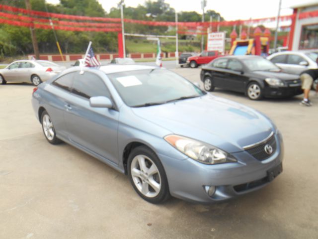 Toyota Camry Solara 2004 photo 1