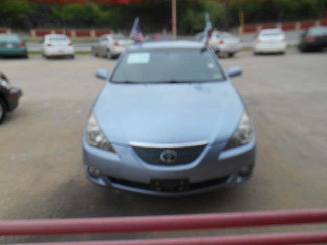 Toyota Camry Solara 2004 photo 2