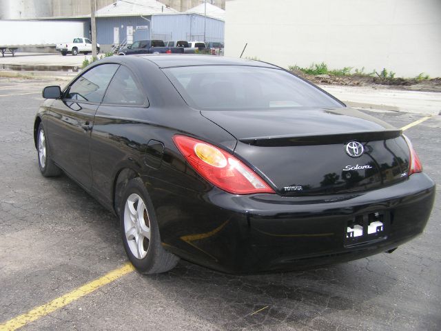 Toyota Camry Solara 2004 photo 2