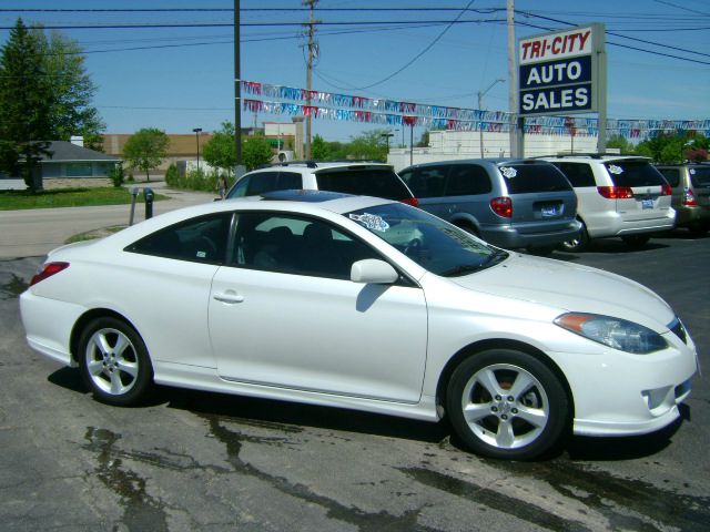 Toyota Camry Solara 2004 photo 4