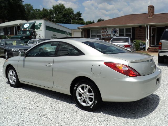 Toyota Camry Solara 2004 photo 2