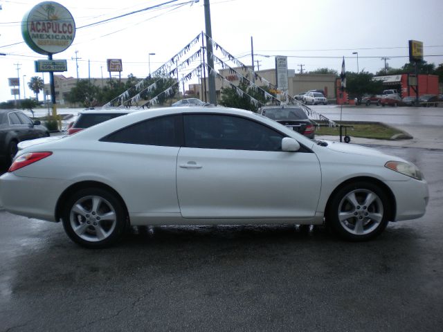 Toyota Camry Solara 2004 photo 19