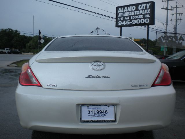 Toyota Camry Solara 2004 photo 23