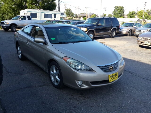 Toyota Camry Solara 2004 photo 2