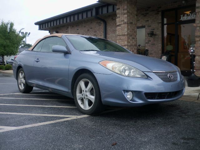 Toyota Camry Solara 2004 photo 2