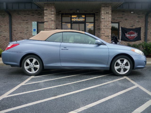 Toyota Camry Solara 2004 photo 3