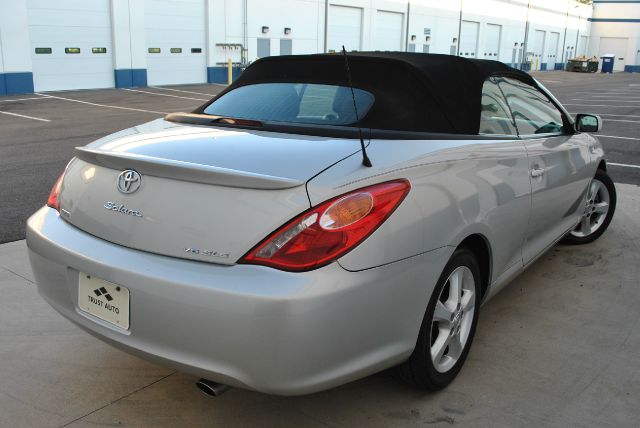 Toyota Camry Solara 2006 photo 4