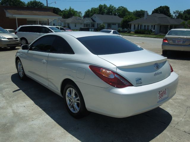 Toyota Camry Solara 2006 photo 14