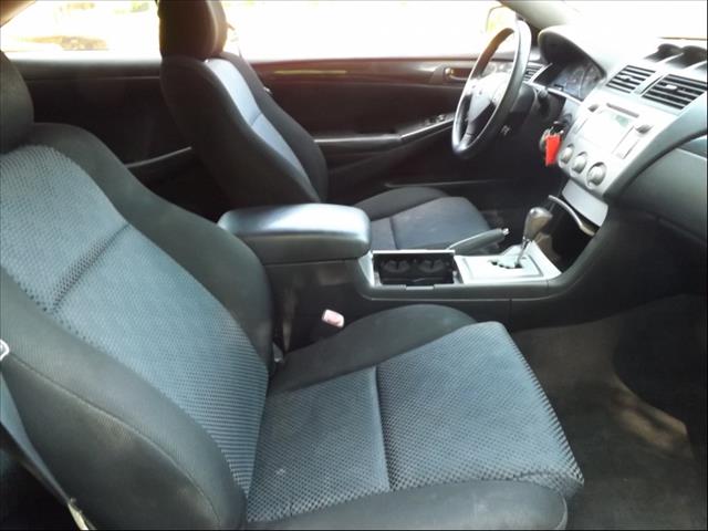 Toyota Camry Solara 2006 photo 2