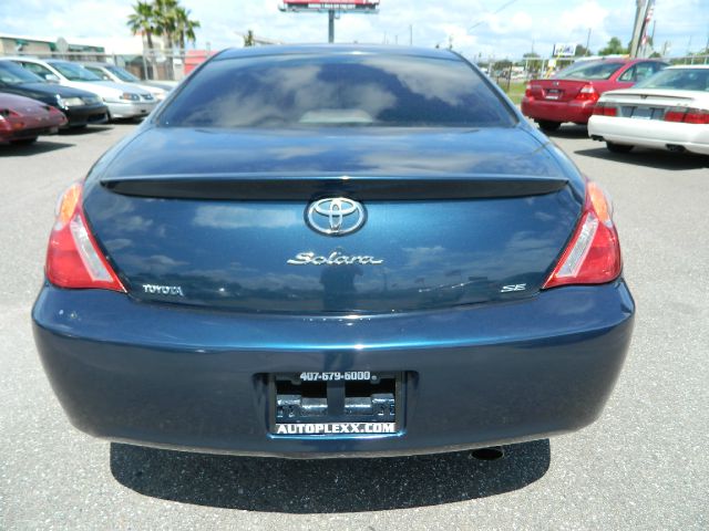 Toyota Camry Solara 2006 photo 18