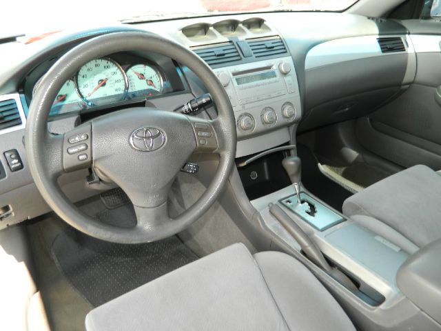 Toyota Camry Solara 2006 photo 21