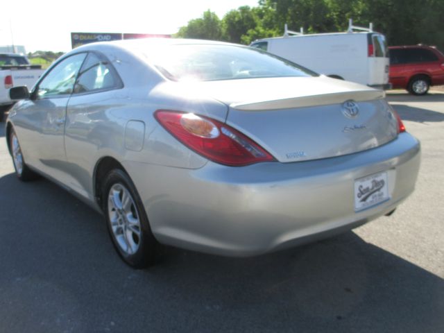 Toyota Camry Solara 2006 photo 17