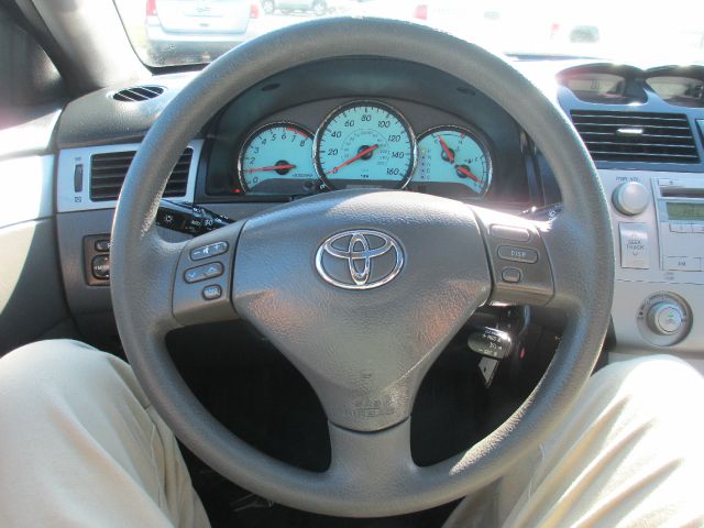 Toyota Camry Solara 2006 photo 8