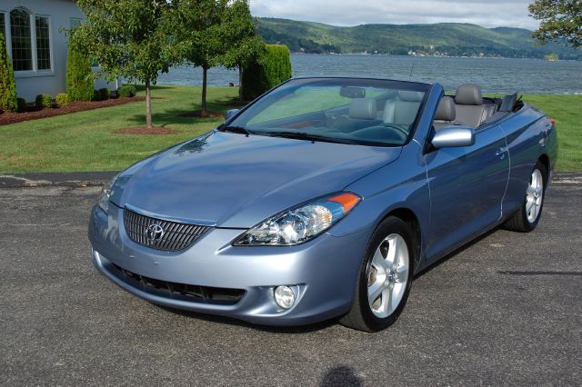 Toyota Camry Solara 2006 photo 2