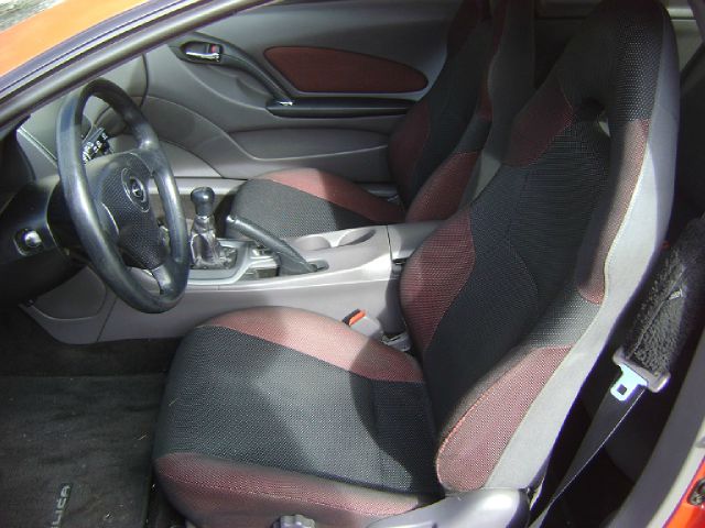 Toyota Celica 2000 photo 2