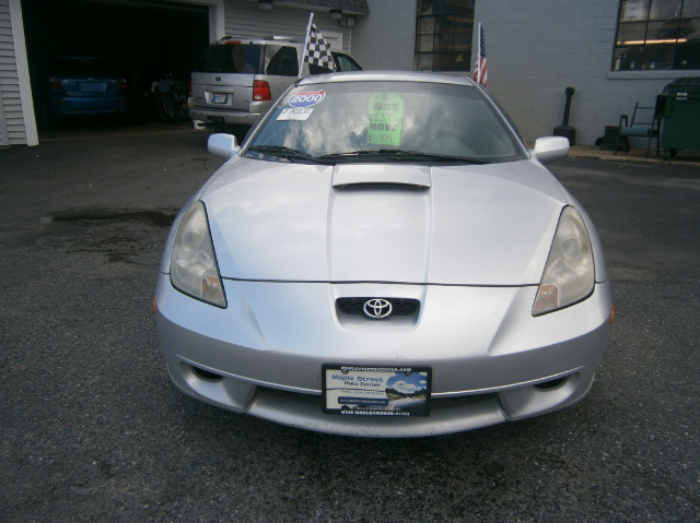 Toyota Celica 2000 photo 1