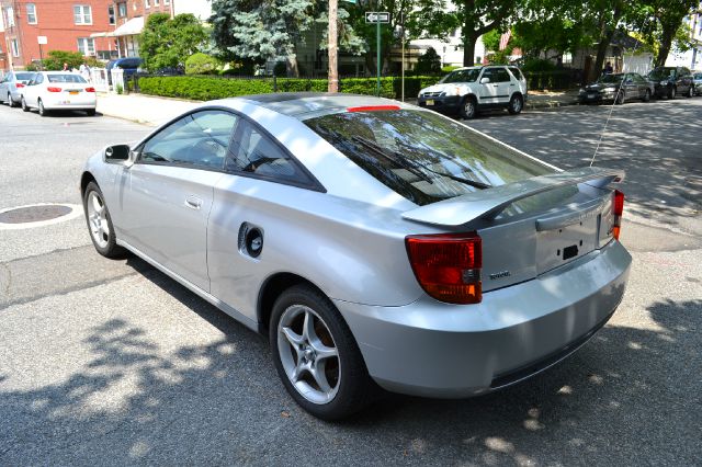 Toyota Celica 2000 photo 1