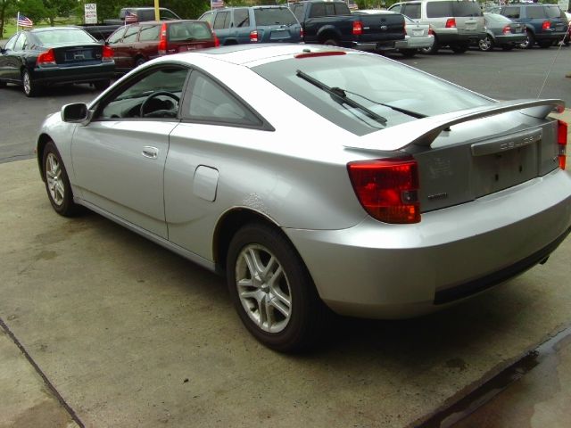 Toyota Celica 2001 photo 1