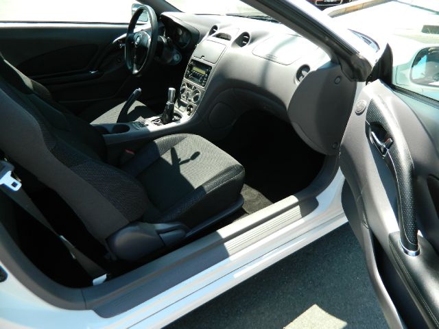 Toyota Celica 2001 photo 3