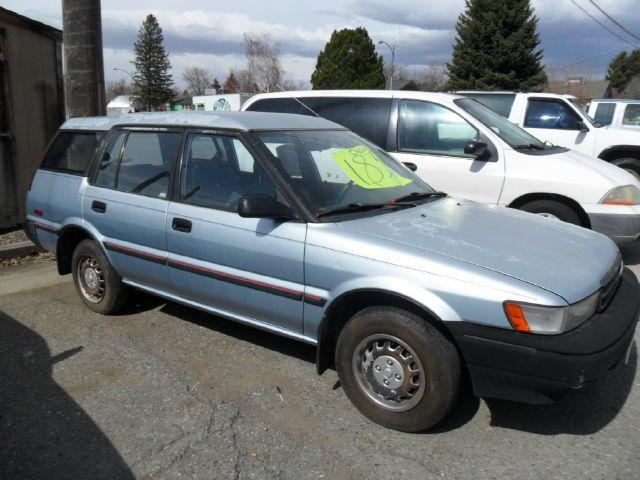 Toyota Corolla 2000 Chevrolet LT Wagon