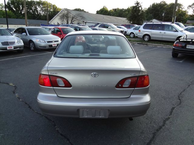 Toyota Corolla SEL Sport Utility 4D Sedan