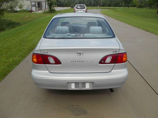 Toyota Corolla SEL Sport Utility 4D Sedan