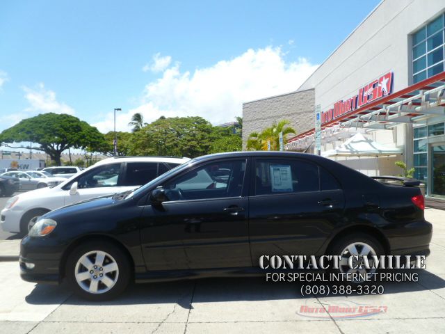 Toyota Corolla C/k3500 4x4 Crew Cab LTZ Sedan