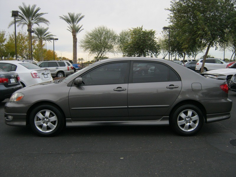 Toyota Corolla C/k3500 4x4 Crew Cab LTZ Unspecified