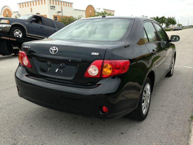 Toyota Corolla 4drx-cablongbox Sedan