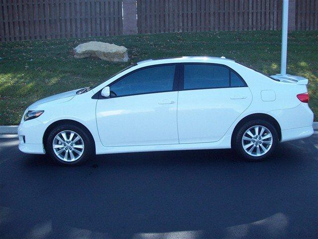 Toyota Corolla Unknown Sedan