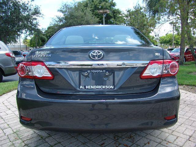 Toyota Corolla X Sedan