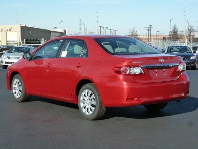 Toyota Corolla X Sedan