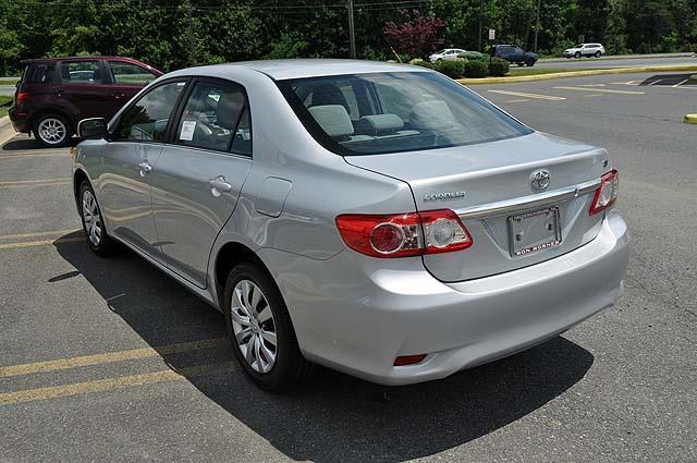 Toyota Corolla X Sedan