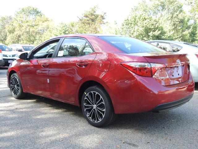 Toyota Corolla 2WD Ext Cab 161.5 WB, 60.4 CA Sedan