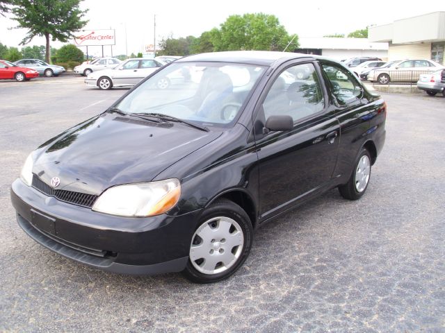 Toyota Echo 2001 photo 4