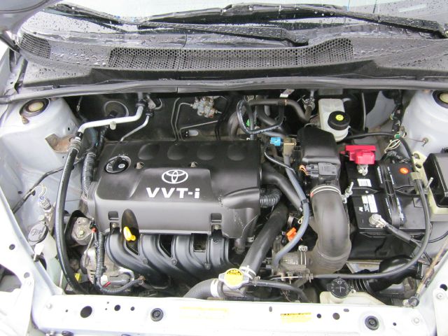 Toyota Echo 2002 photo 4