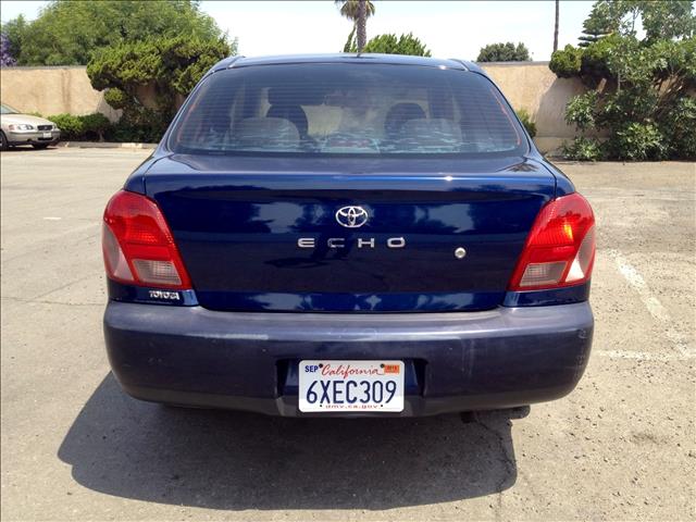 Toyota Echo 2002 photo 3