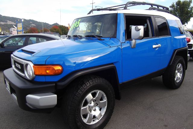 Toyota FJ Cruiser 2007 photo 2