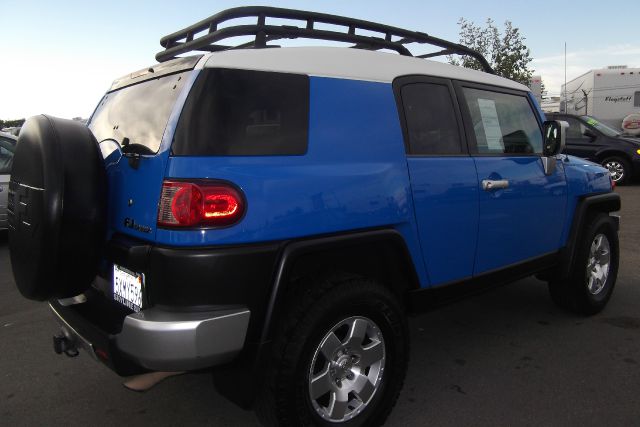 Toyota FJ Cruiser 2007 photo 3