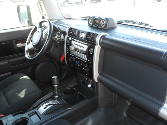 Toyota FJ Cruiser 2007 photo 3