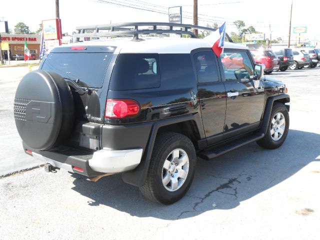 Toyota FJ Cruiser 2007 photo 4