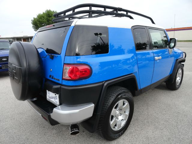 Toyota FJ Cruiser 4wd SUV