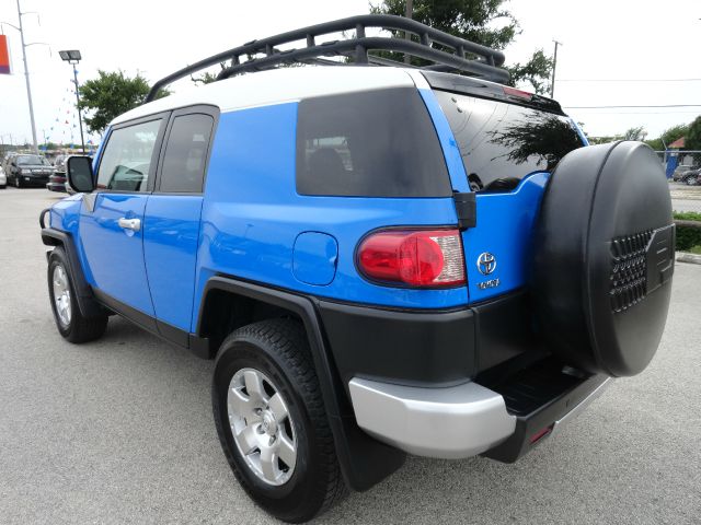 Toyota FJ Cruiser 2007 photo 2