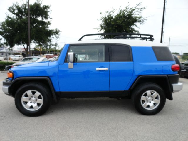 Toyota FJ Cruiser 2007 photo 3