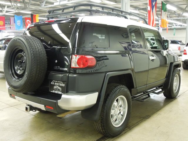 Toyota FJ Cruiser 2007 photo 2