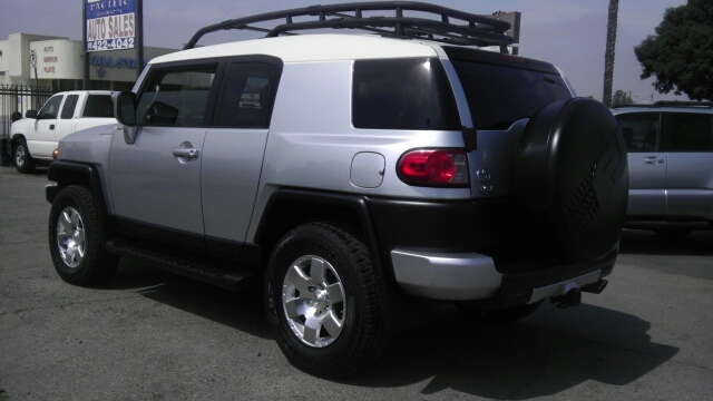 Toyota FJ Cruiser 4wd SUV