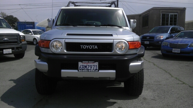 Toyota FJ Cruiser 2007 photo 2